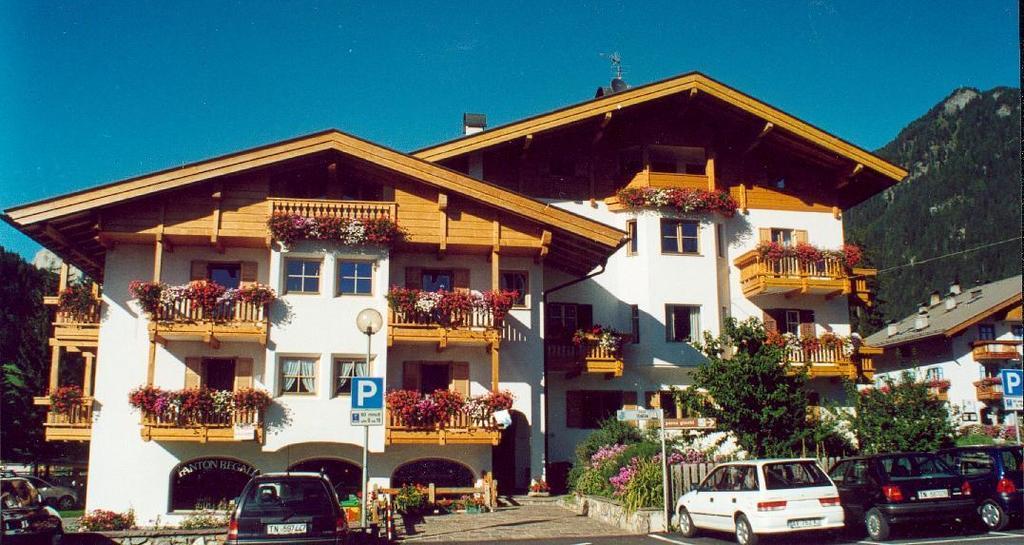Casa Elisa Lejlighed Pozza di Fassa Eksteriør billede